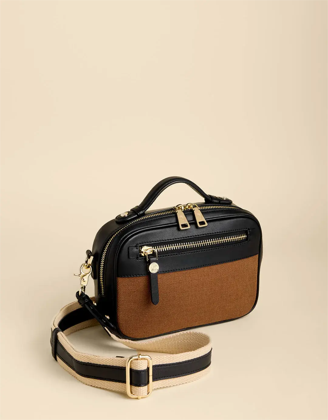 B100058172OS.webp Handbag Small - Image 1